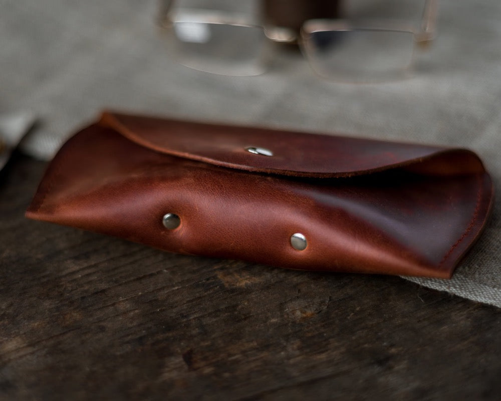 Customized Leather Glasses Case, Leather Eyeglass Case, Handmade Sunglasses Sleeve, Eyewear, Leather Sunglasses Pouch, Sunglasses Pouch